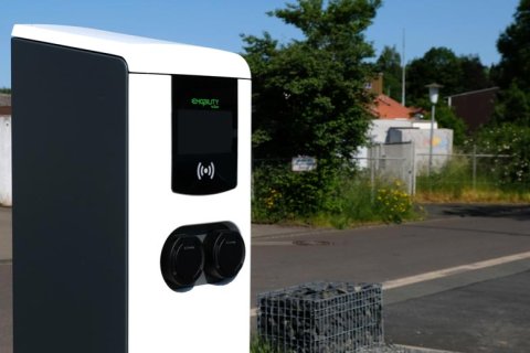 Detailausschnitt Ladesäule Detailausschnitt der Ladesäule für E-Autos